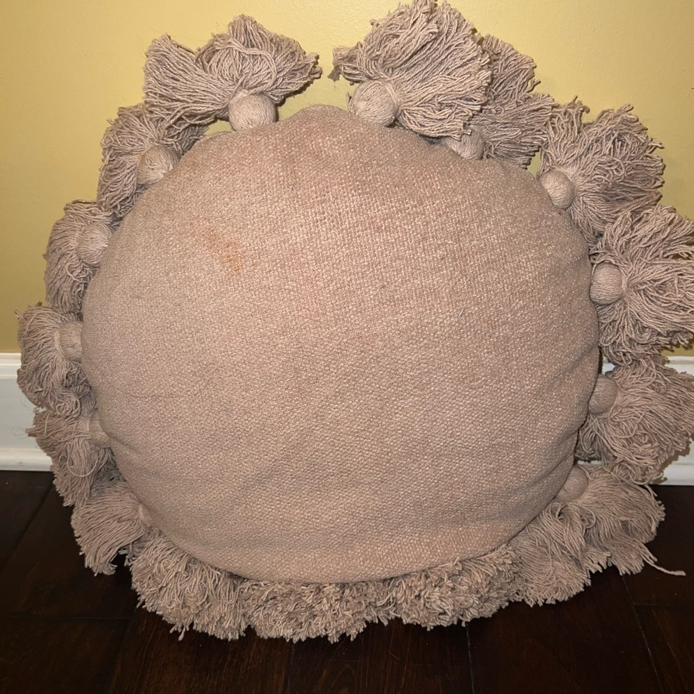 Decorative pillow
